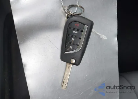 2018 Toyota Camry Le from USA, damaged, VIN 4T1B11HK9JU543595